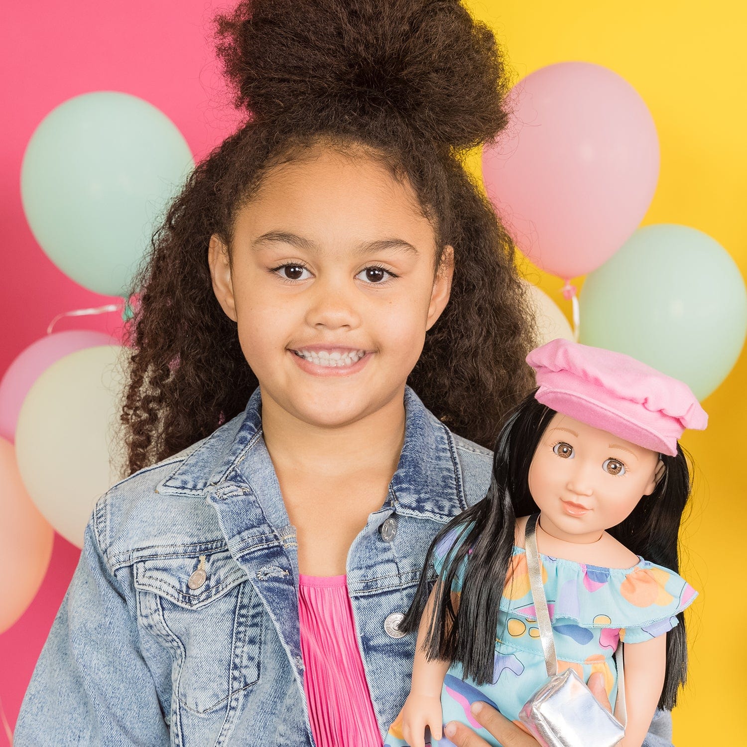 Amazing Girls 18 inch Doll Zoe The Artist - Image 3