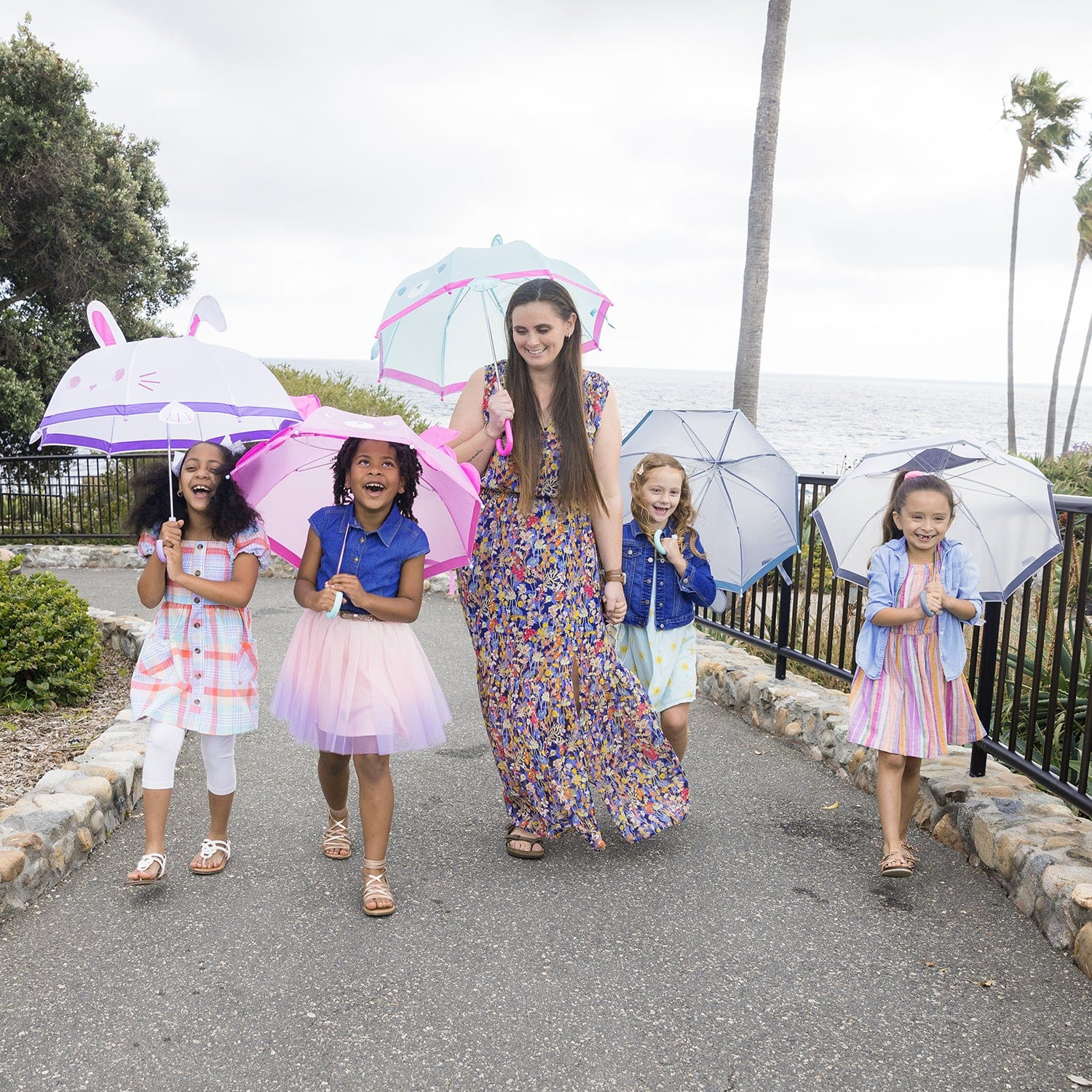 Adora Be Bright Kids’ Umbrella - Magic Reveal Bunny - Image 5