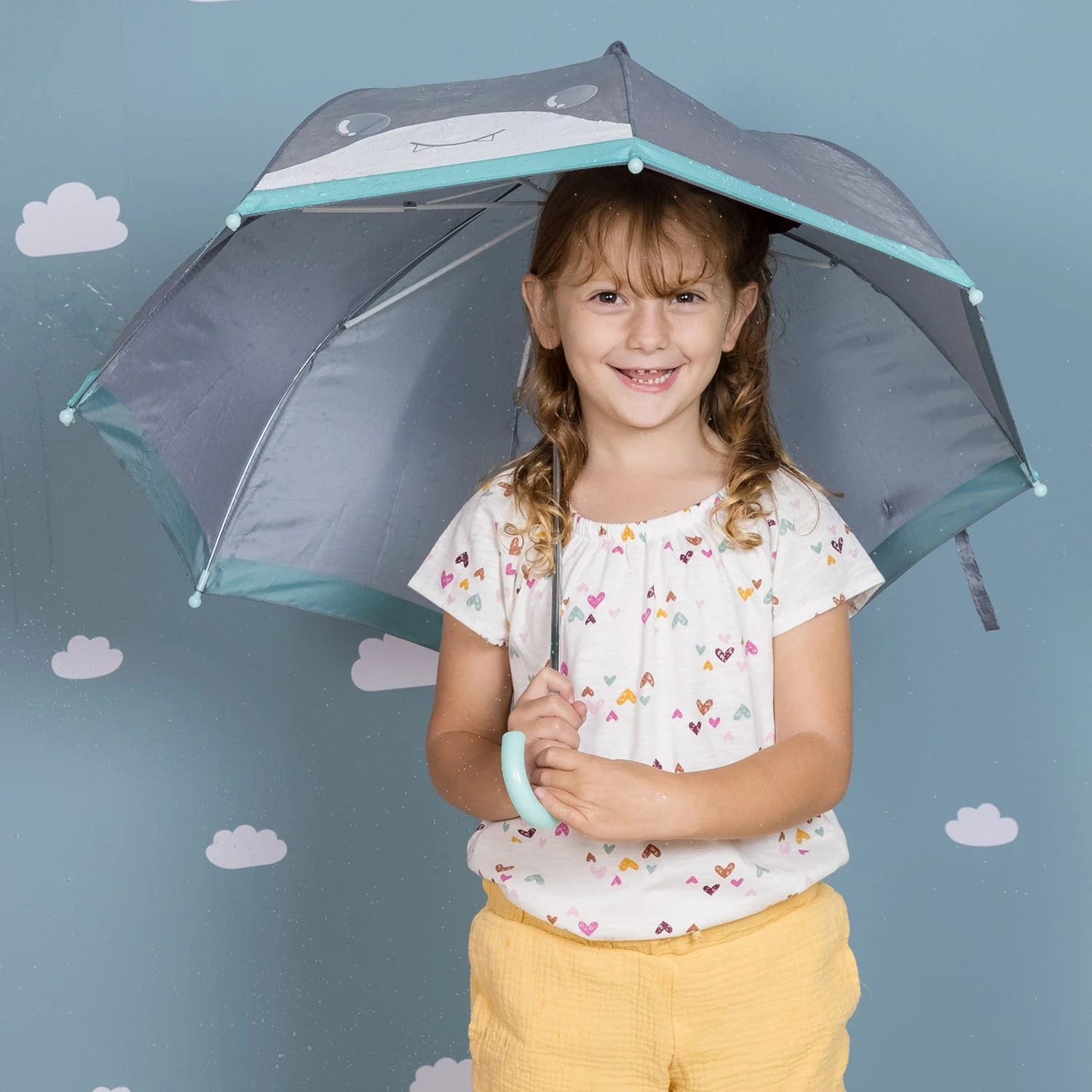 Adora Be Bright Kids’ Umbrella - Magic Reveal Shark - Image 9