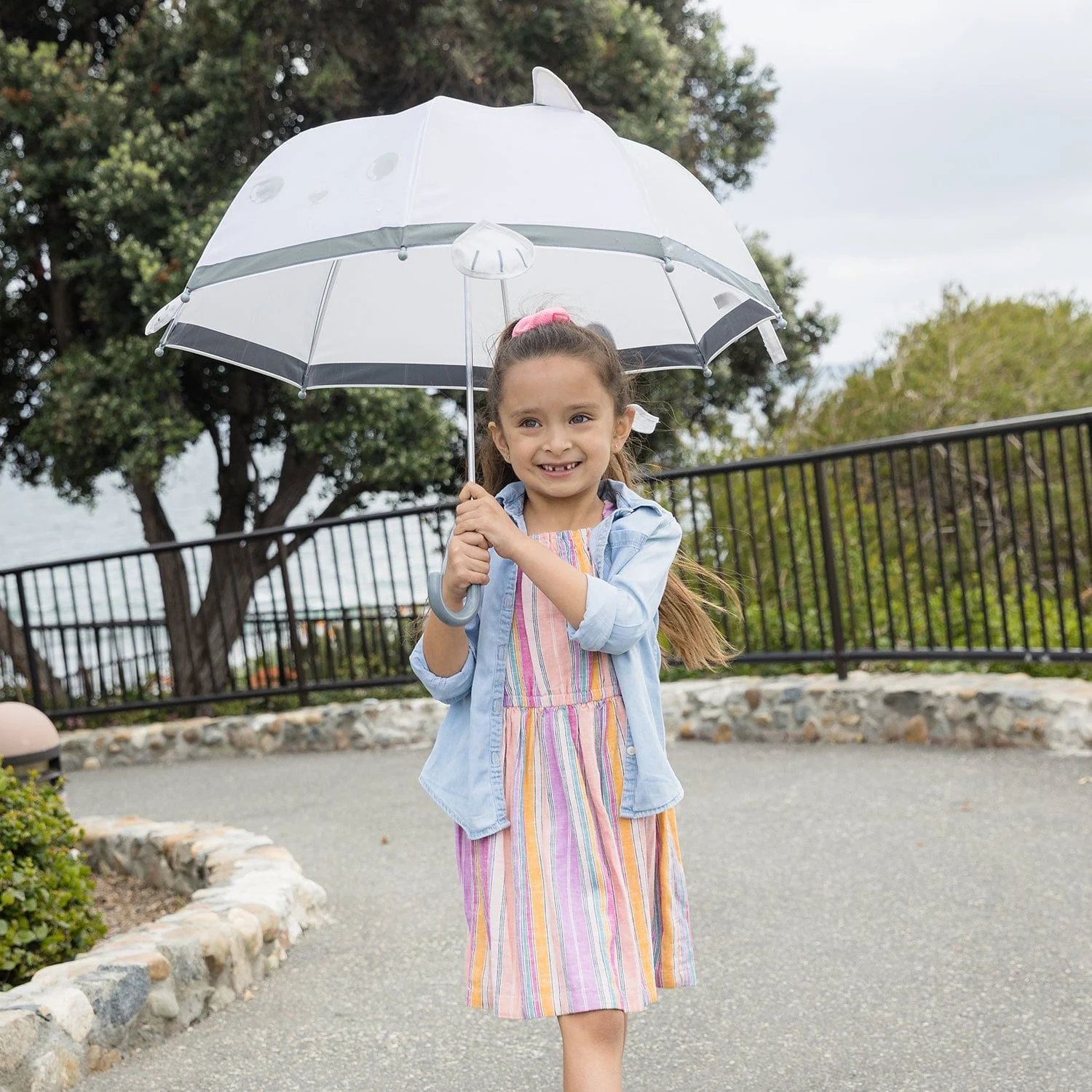 Adora Be Bright Kids’ Umbrella - Magic Reveal Wolf - Image 9