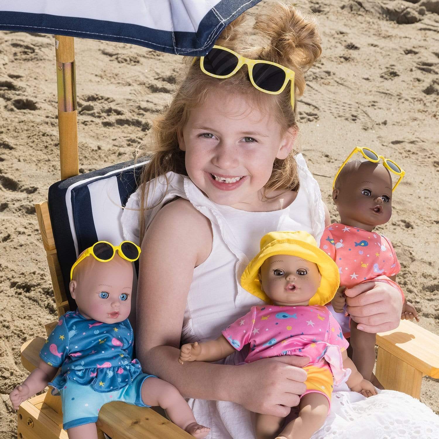 Adora Beach Baby Doll with Sun-Activated Freckles, Clothes & Accessories Set - Baby Sunny - Image 9