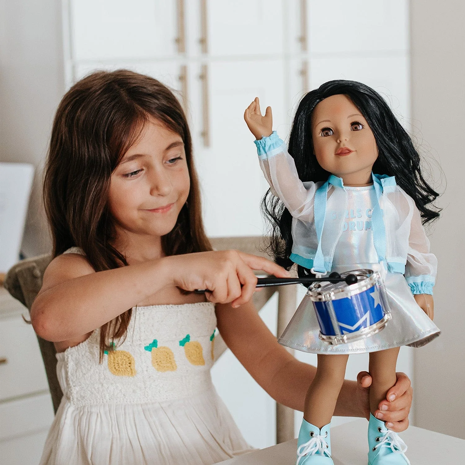 Rebel Girls 18" Doll – Creator - Image 5